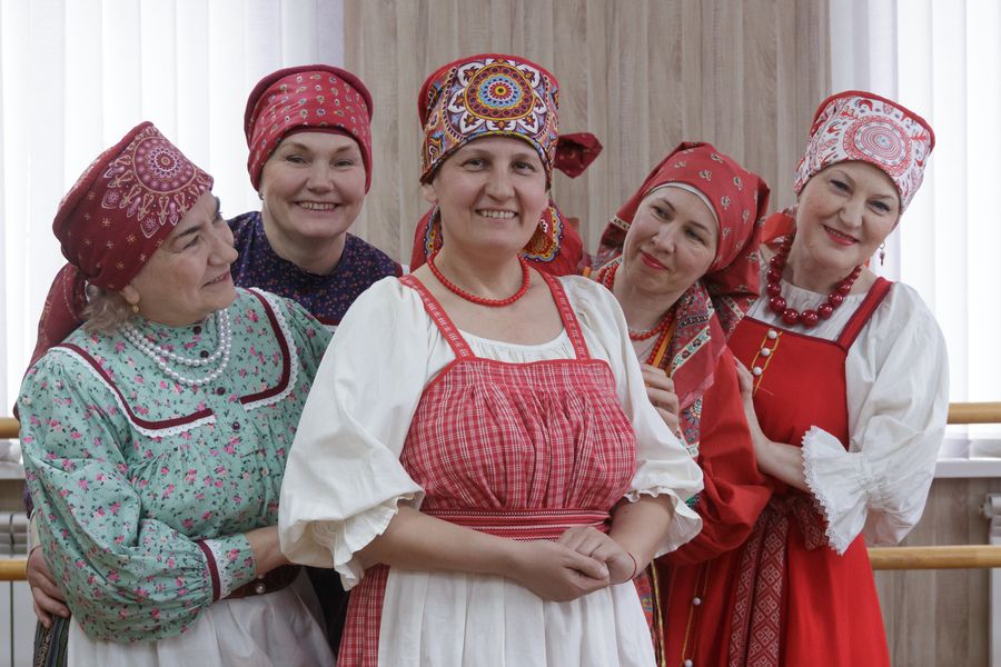 Живая нить народного костюма