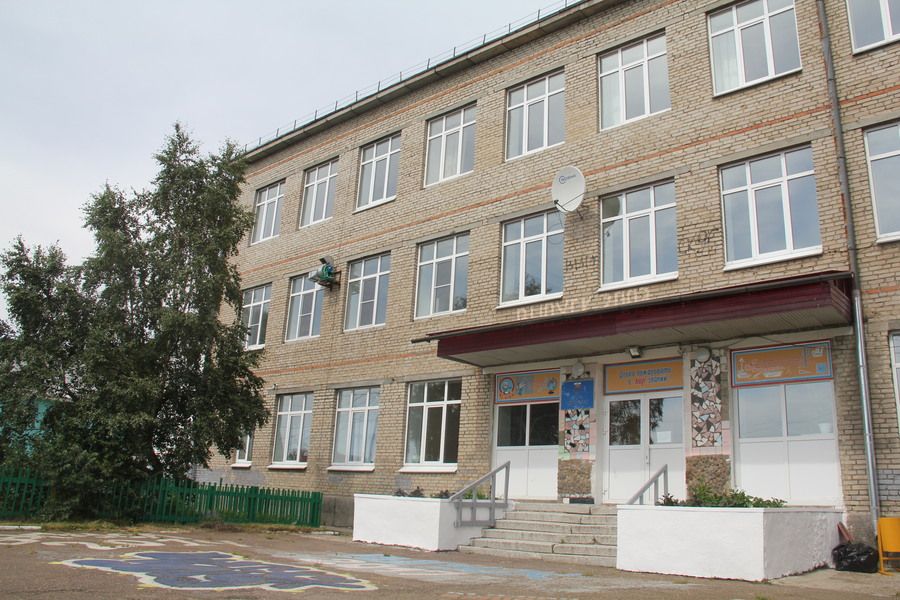Школу в Листвянке закрыли на двухнедельный карантин