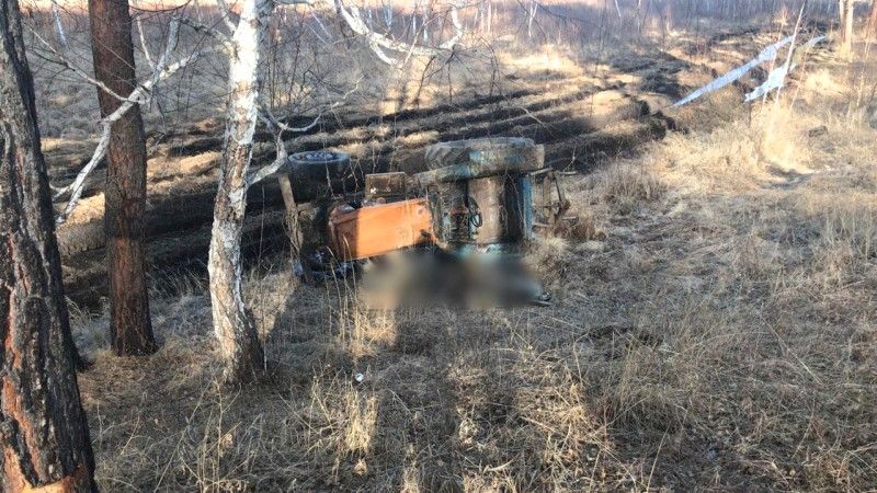 Полиция выясняет обстоятельства гибели тракториста