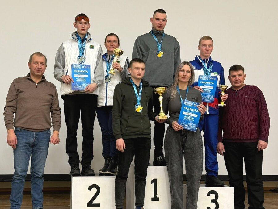 Приехали с наградами