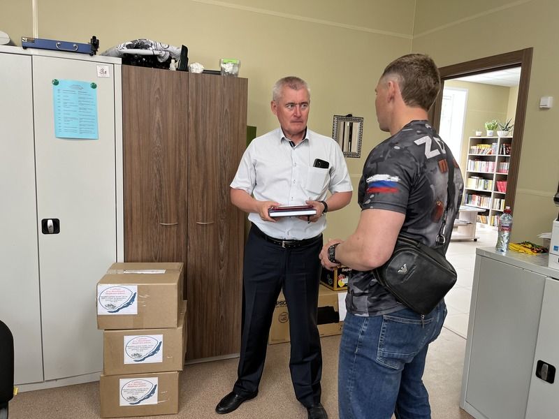 В Молодёжном МО передали очередную партию гуманитарной помощи бойцам СОБРа