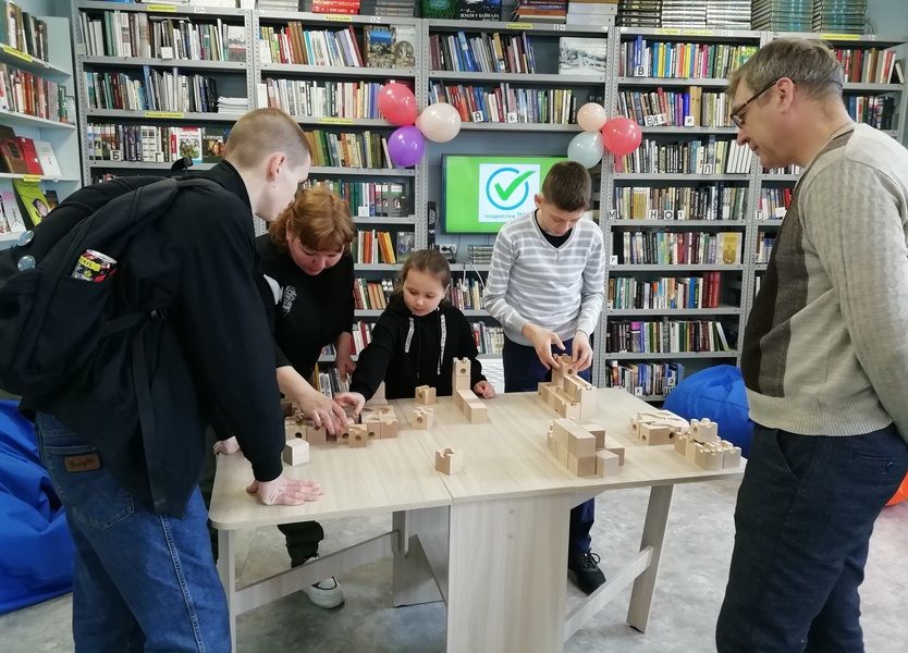 В библиотеке культурно-спортивного комплекса с. Пивовариха открылось досуговое пространство для подростков