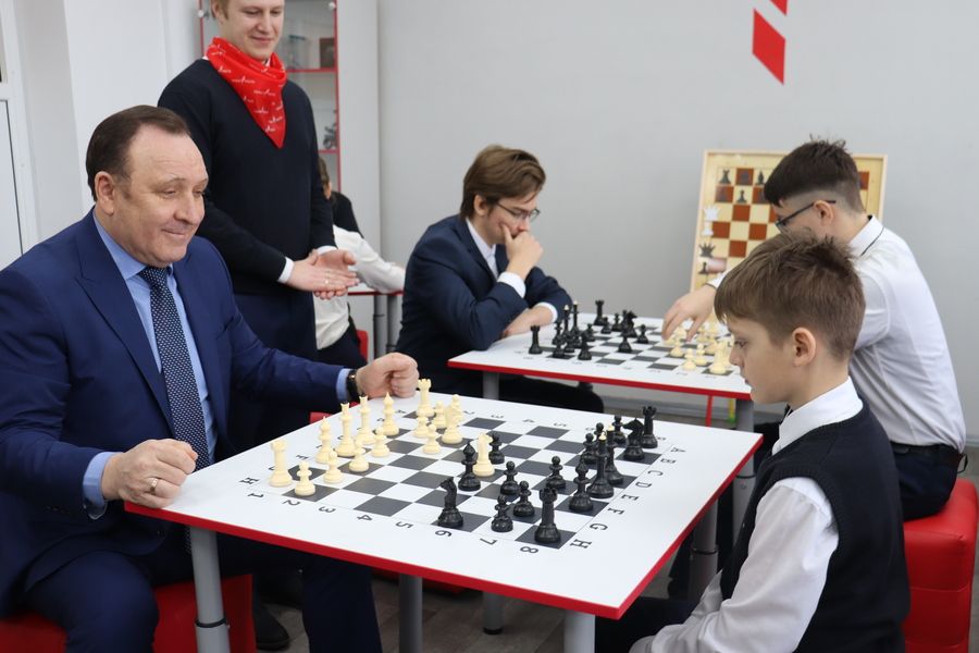 В школах Иркутского района в 2022 году открылось пять центров «Точка роста»