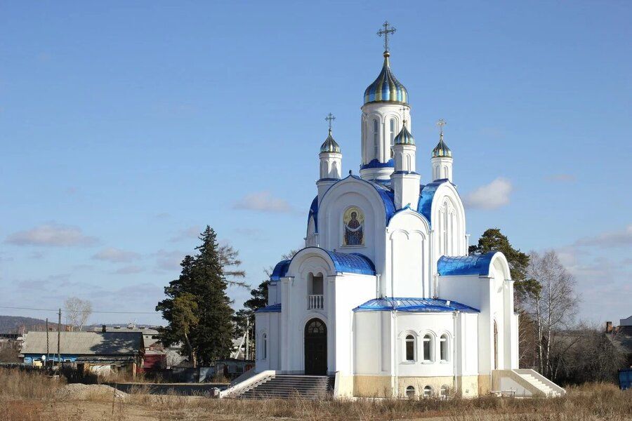 Церковь у дороги