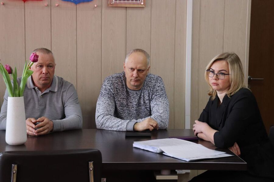 Заместитель Мэра Екатерина Емельянова встретилась с жителями Максимовщины
