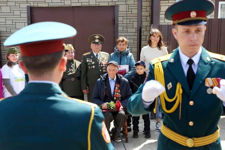 Жизнь длиною в век