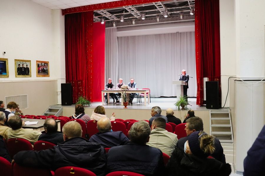 Проблему поддержания дорог во время строительства детсада обсудили в Большой Речке