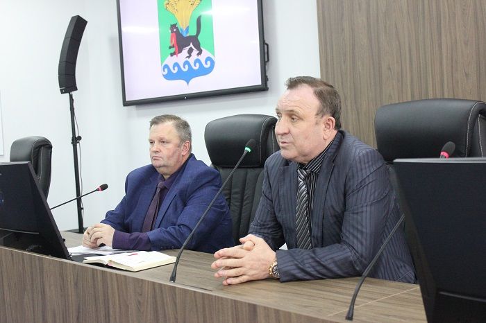 Мэр Леонид Фролов предупредил подрядчиков о недопустимости срыва сроков работ по контрактам