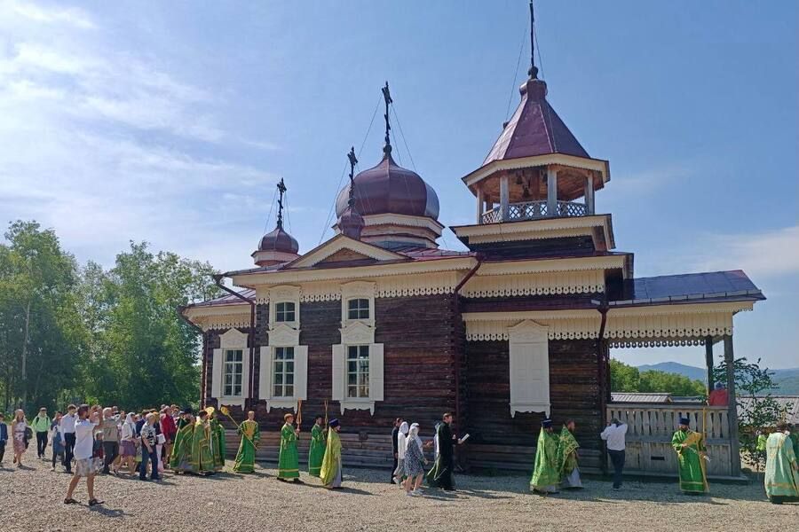 Троицкую церковь освятили в Тальцах