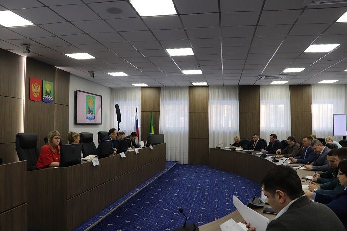 Новые социальные объекты Иркутского района будут подключены к электроснабжению до конца мая 2023 года