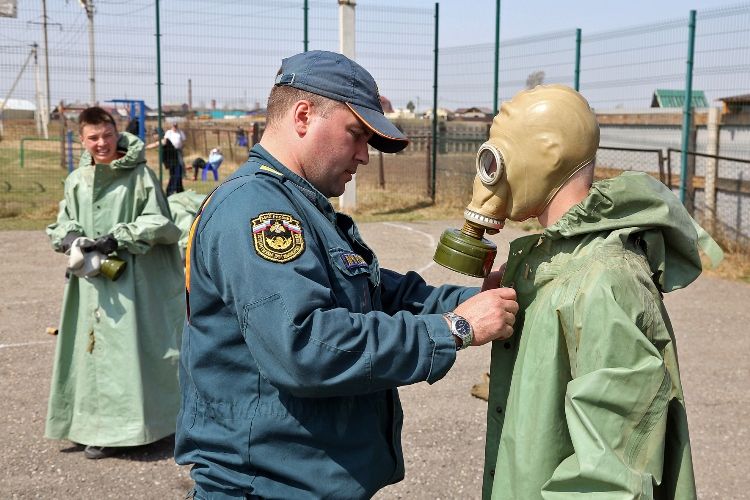 В Иркутском районе прошёл муниципальный этап военно-спортивной игры «Зарница»