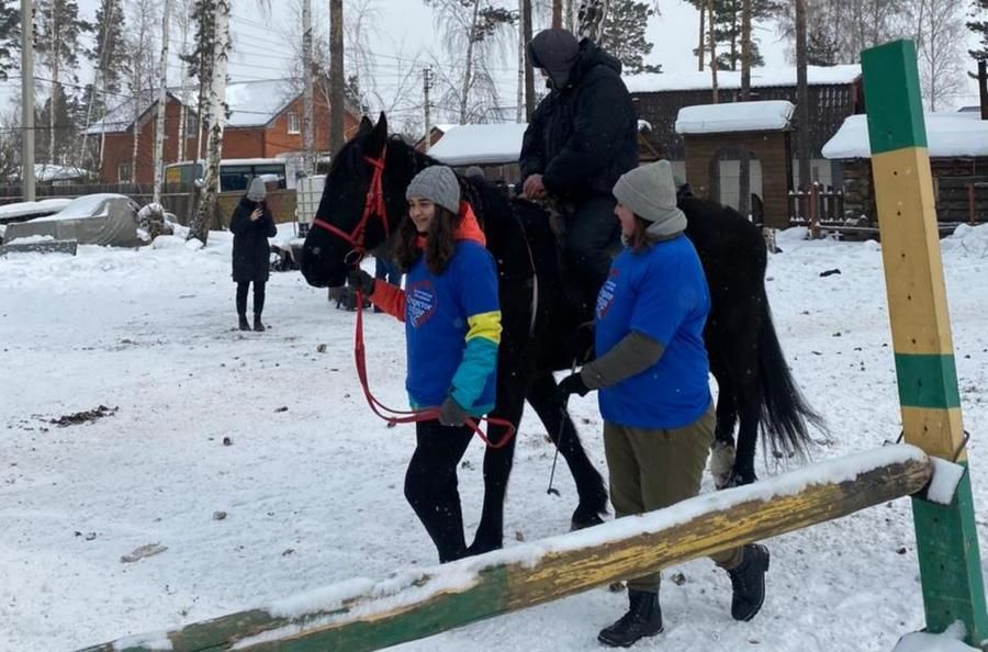 Проехать аллюром