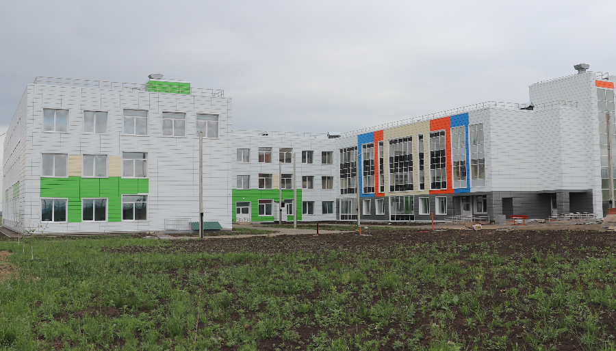 Новую школу в деревне Грановщина готовят к началу учебного года