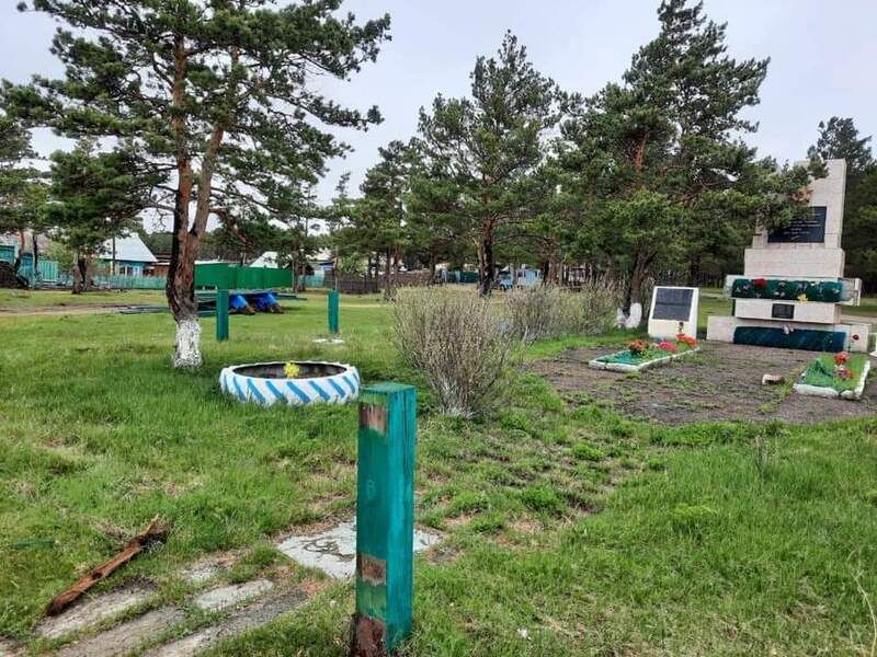Из уважения к памяти