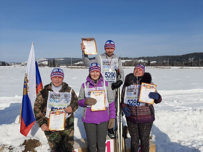 Более тысячи жителей Иркутского района вышли на старт гонки «Лыжня России»