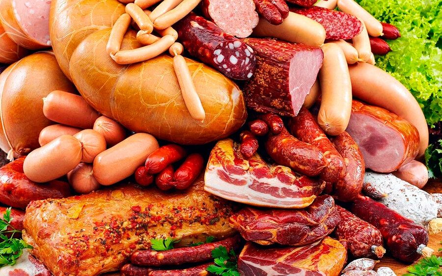 Отдел потребрынка рекомендует приобретать мясную и молочную продукцию в официальных точках продаж