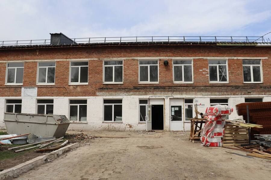 К новому учебного году после капитального ремонта откроется Мамоновская школа